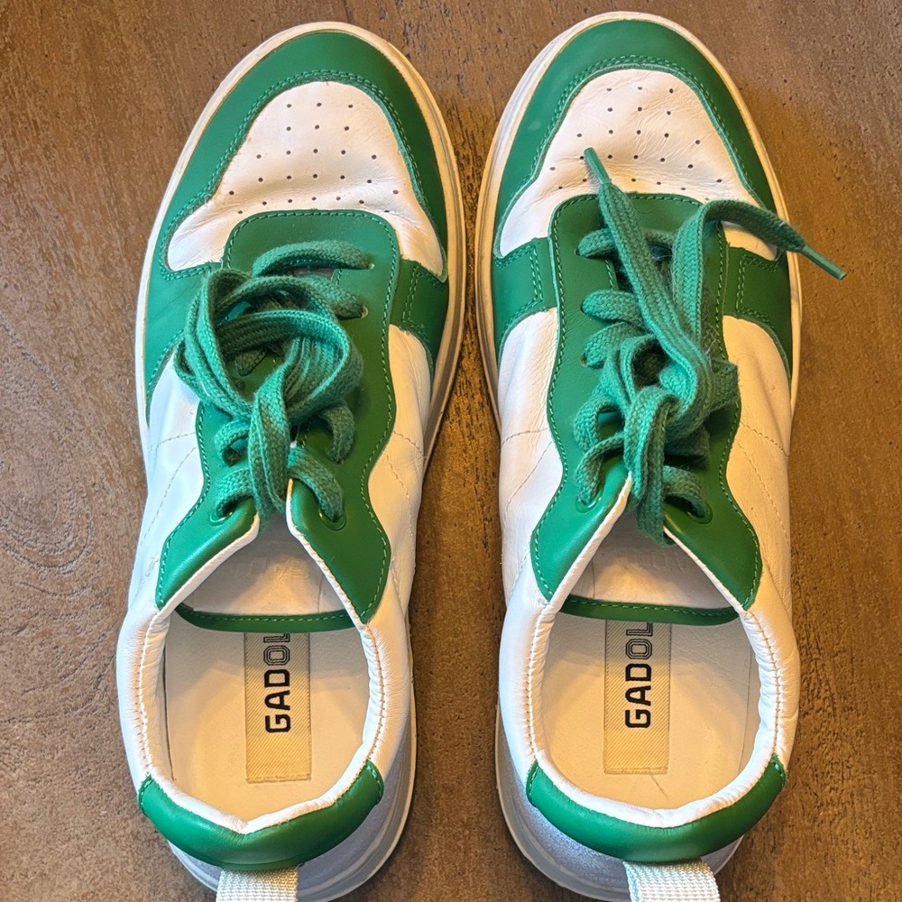 Green and White Women's Sneakers